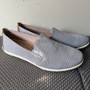 Life Stride Grey Flats Size 8.5